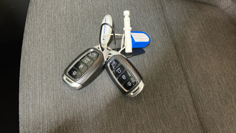 Hyundai KONA 100kW Premium 39kWh 5dr Auto Electric Hatchback